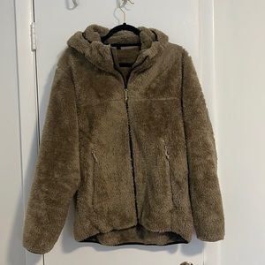 Uniqlo Fluffy Fleece Full Zip with Hood